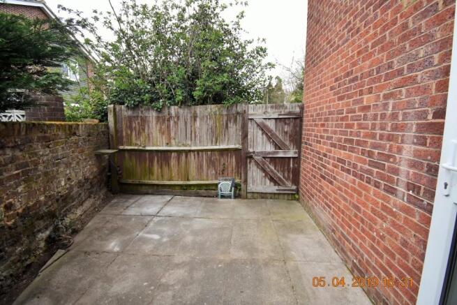 Photo 3