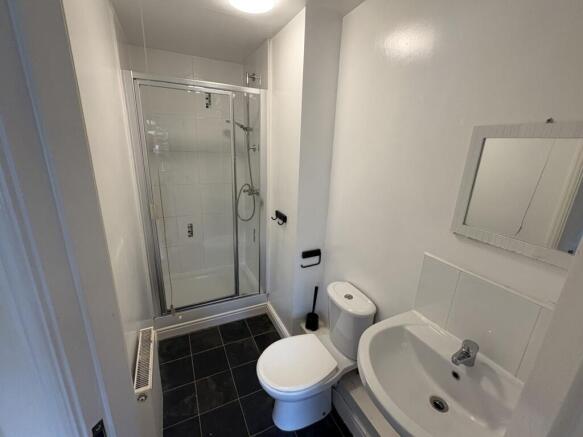 3 bed Terraced for sale Image 6