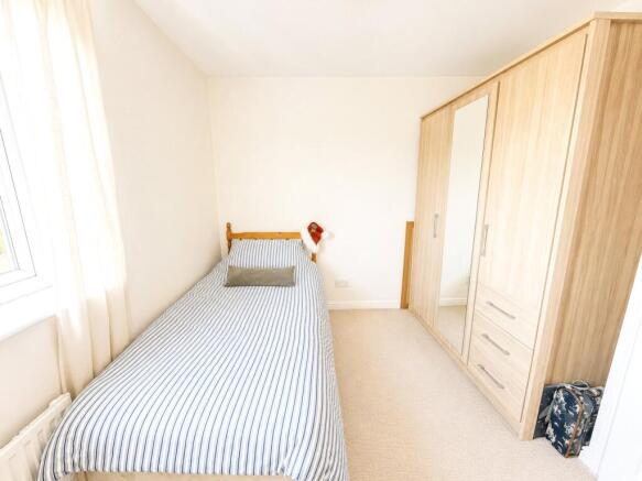 2 bed Terraced for sale Image 10