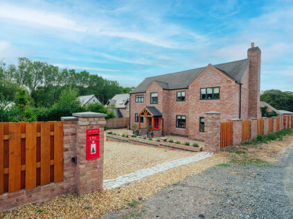 Christmas Cottage, Hopton Wafers, Kidderminster, Shropshire.