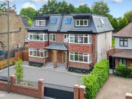 2, Hurst Road, East Molesey KT8 9AF