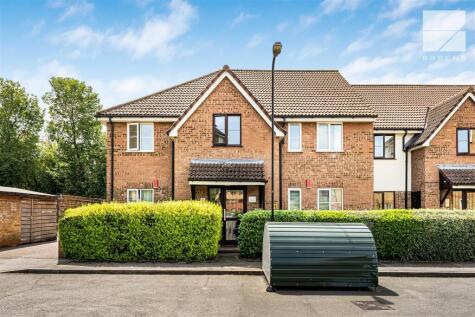Thurlow Close, E4