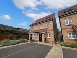 19, Aqueduct Way, Manchester M30 0YU