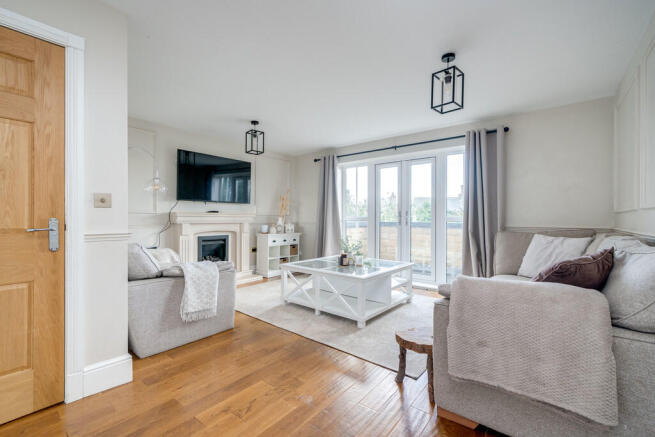4 bed Town House for sale Image 6