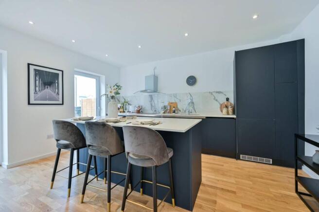 Barrow Road, Streatham, London, SW16 photo 4