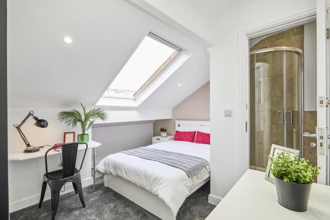 6 bed House to rent Image 7