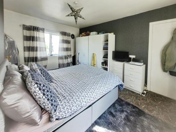 2 bed Terraced for sale Image 6