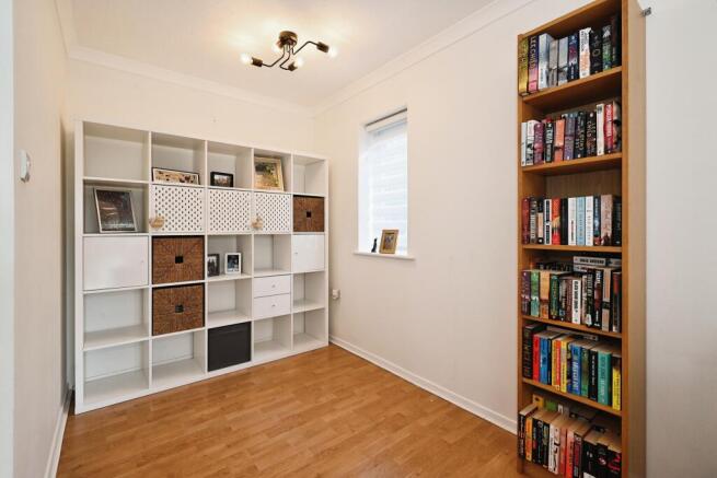 Photo 12