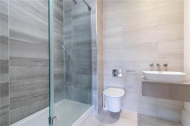 2 bed Apartment for sale Image 6