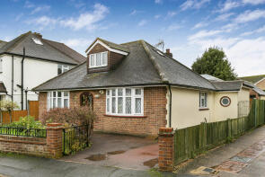 4, Vicarage Avenue, Egham TW20 8NW