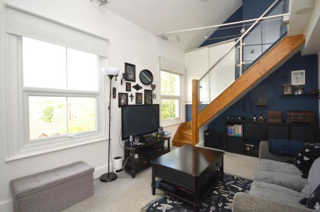 Living Room/Dining Area