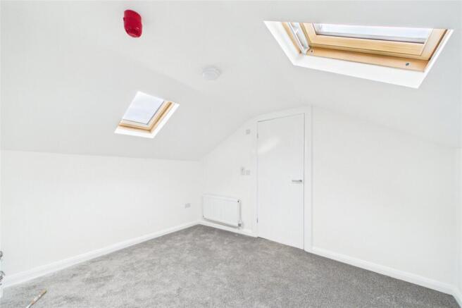 8 bed Terraced for sale Image 11