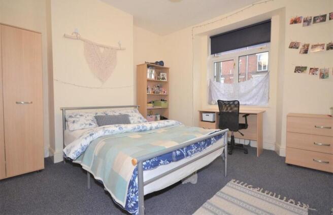 6 bed Terraced for sale Image 5
