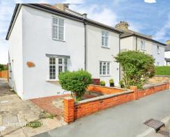 37, Woodlands Road, Epsom KT18 7HW