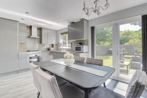 24, Tower Drive, Neath Hill, Milton Keynes MK14 6HY