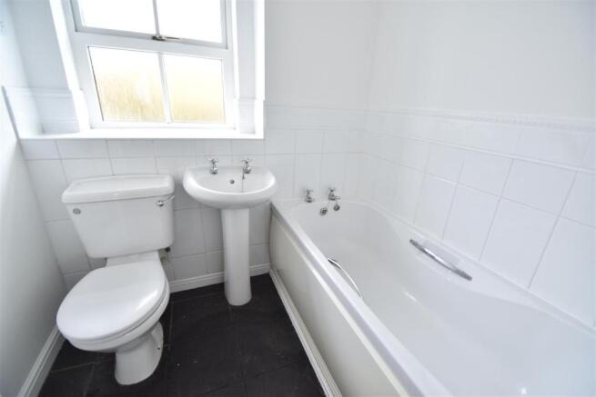 Bathroom.JPG
