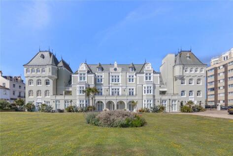 De Courcel Road, Brighton, East Sussex, BN2