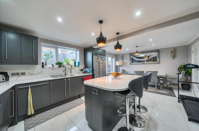 1425616-14-69aee9...