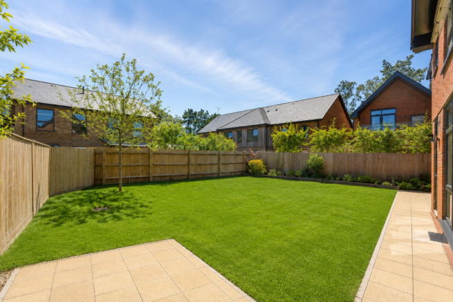 Calton garden 2.png