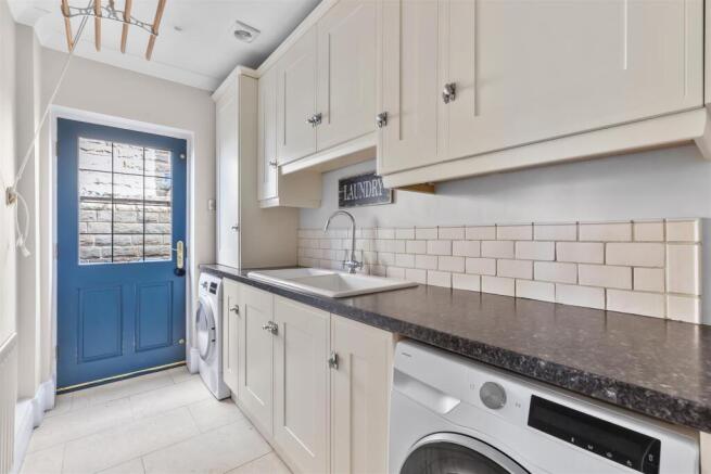 New utility room.jpg