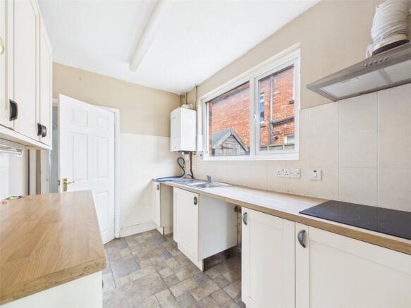 Cheltenham Road, Gloucester, Gloucestershire, GL2 photo 4