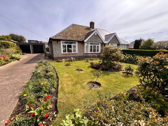Lon Cefn Mably, Rhoose, CF62 photo 4