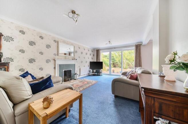 Bradwell Close, Charlton, Andover, SP10 4EL photo 4