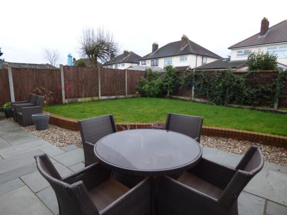 Rear Patio & Garden