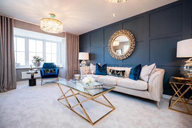 5 bed Detached for sale Image 6