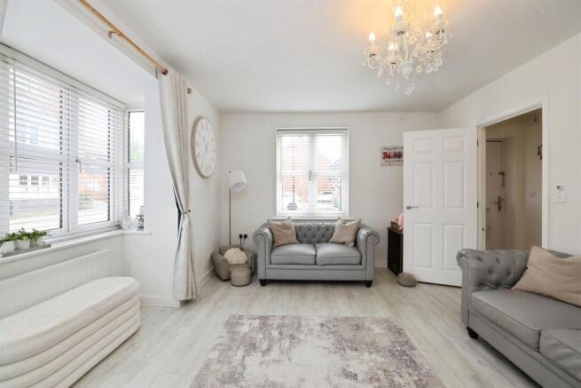 Goodall Grove, Amesbury, Salisbury photo 4