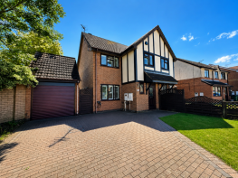 10, Peacock Drive, Leicester LE8 6YF