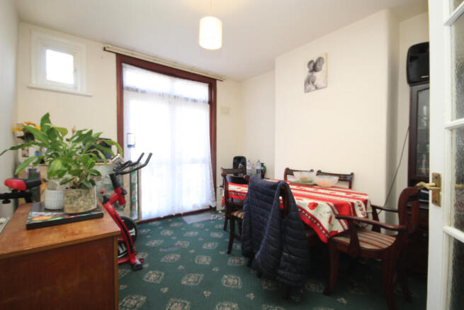 Mostyn Avenue, Wembley, Middlesex HA9 photo 4