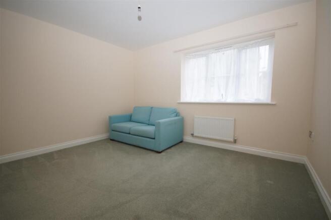 bed1.jpg