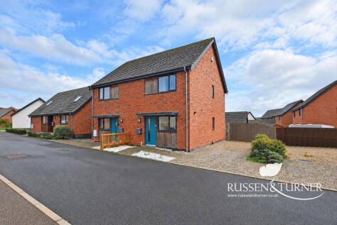 An ideal first home - Swanflower Way, Swaffham