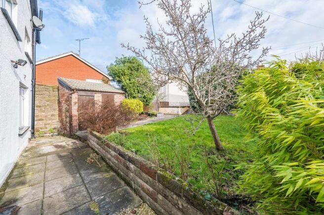 Rear garden wi...