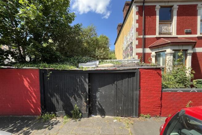 Fern Dale, 3 Gatton Road, St Werburghs, Bristol BS