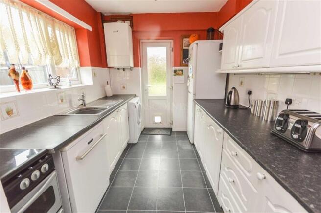 KITCHEN ASPECT 2