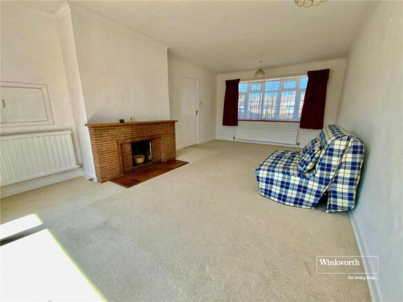 Ricardo Crescent, Christchurch, Dorset, BH23 photo 4