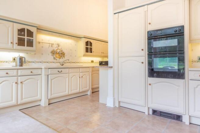 Dining kitchen
