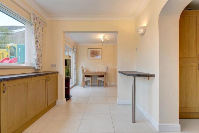 Rowan Way, Lisvane, Cardiff, Hern and Crabtree_ (9