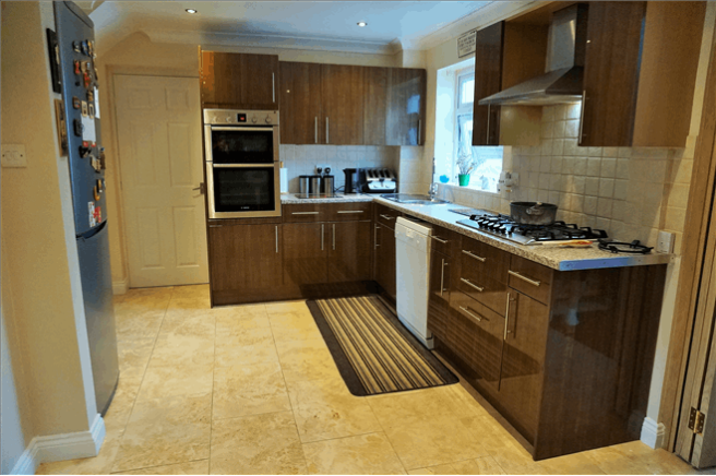 Kitchen / Breakfast