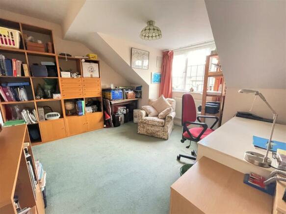BEDROOM 3