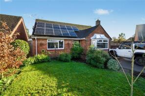 16, Meadow Close, Huish Episcopi, Langport TA10 9SH