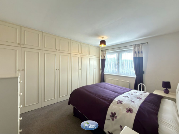 3 bed Detached Bungalow for sale Image 9