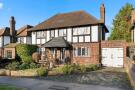 4 bed detached - Hinchley Drive, Esher, KT10 image 7