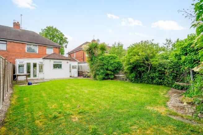 3 bed Semi-Detached for sale Image 11
