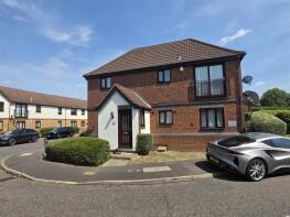 Flat 2, Ashtree Court, Horseshoe Close, Waltham Abbey EN9 3LZ