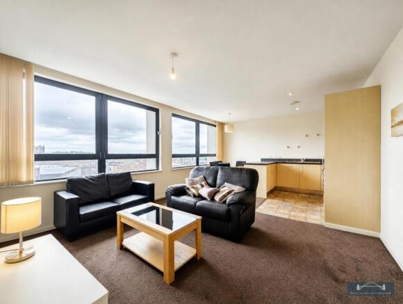 Main property image