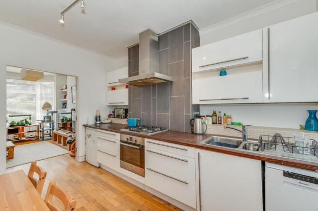 3 bed Terraced for sale Image 5