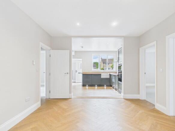 3 bed Detached for sale Image 6